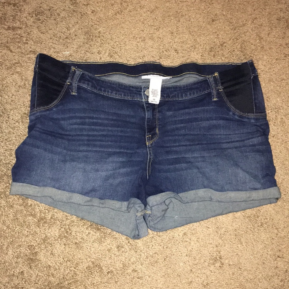 Liz Lange Maternity Shorts Size XXL